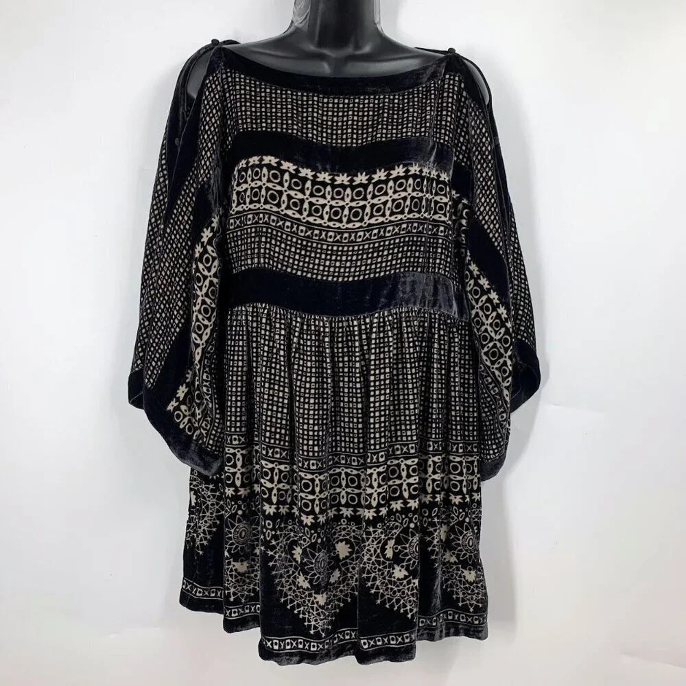BCBGMaxazria Women's Patterned‎ Velvet Open Sleeve Silk Blend Dress Size M